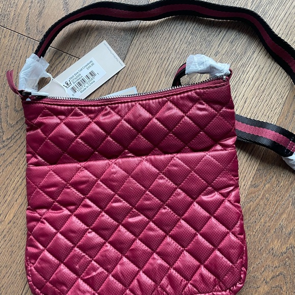 Oliver Thomas Kitchen Sink Cell Crossbody - Picture 4 of 5